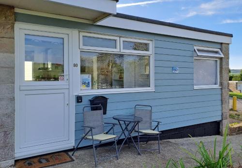 Chalet 80 — 4-Star Luxury Hotel in Sandown, United Kingdom