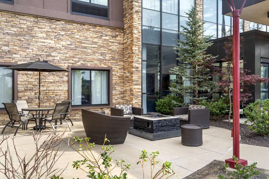 Best Western Plus Cranberry Pittsburgh North - photo 41