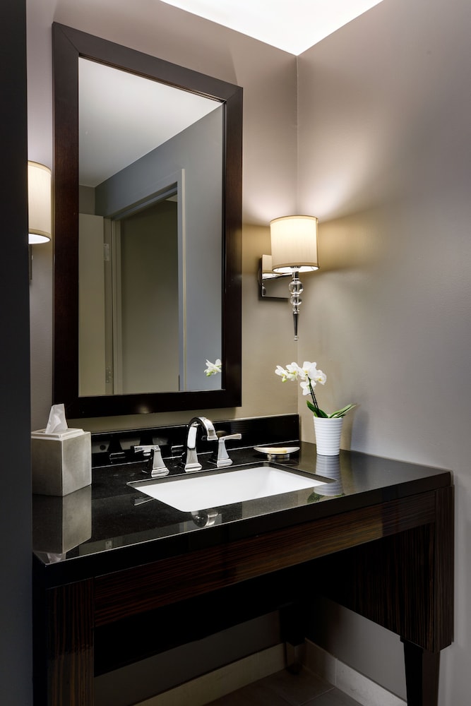 Colcord Hotel Oklahoma City Curio Collection by Hilton - photo 37