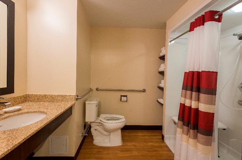 Red Roof Inn PLUS & Suites Malone - photo 33