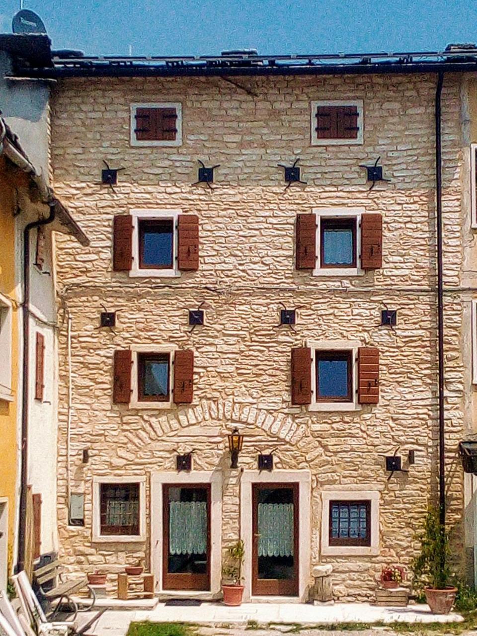 Da Andrea E Raffaella pet-friendly hotel Sant'anna D'alfaedo