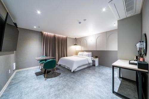 Cheonan Hotel Juno - last minute hotel in Unknown City