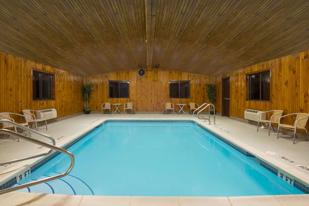 Super 8 by Wyndham Grove City - photo 11