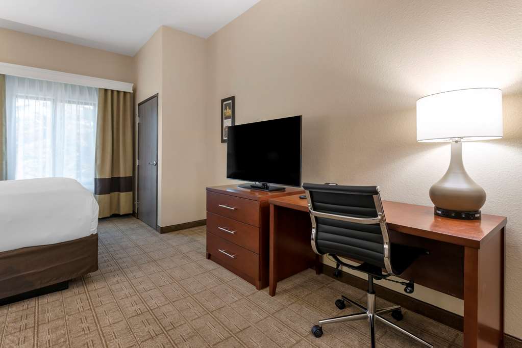 Comfort Inn & Suites North Mankato - photo 19