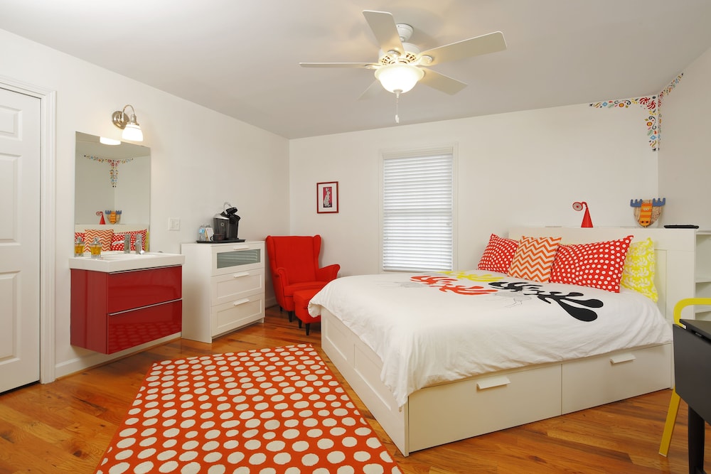 Swamp Rabbit Inn - photo 25