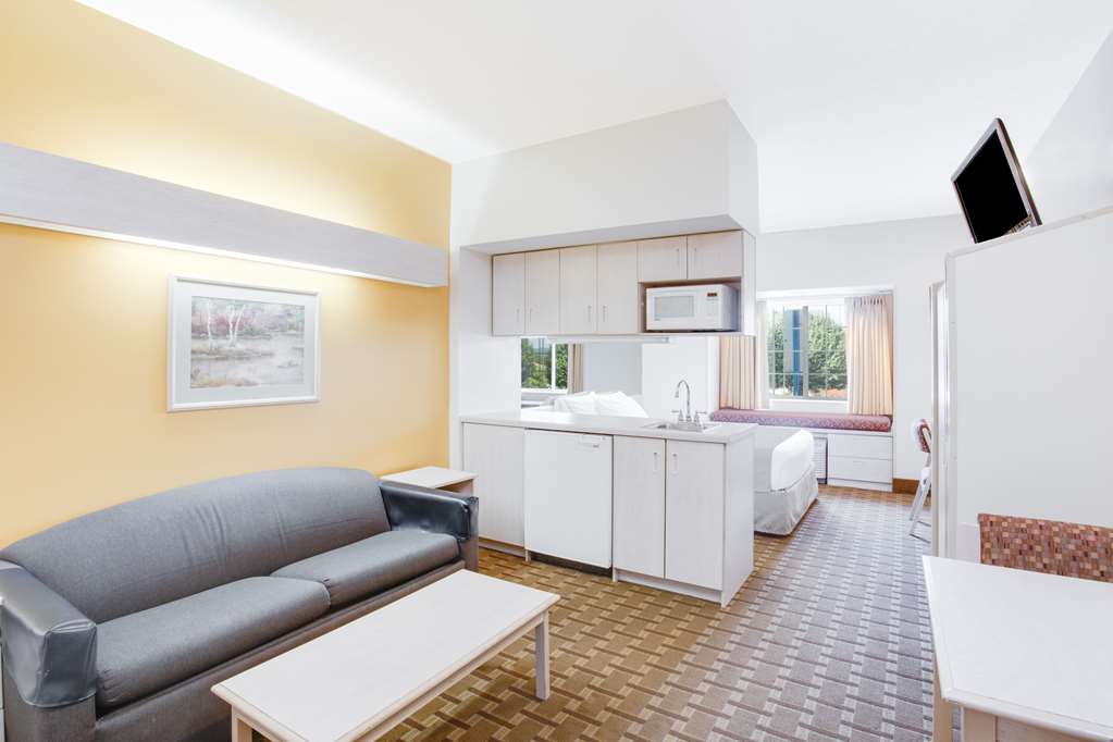 SureStay Hotel by Best Western Christiansburg Blacksburg - photo 6