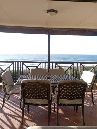 47 Bondi Beach — 4-Star Luxury Hotel in Margate, South Africa