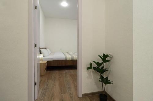 Cozy Central Apartment By Wehost