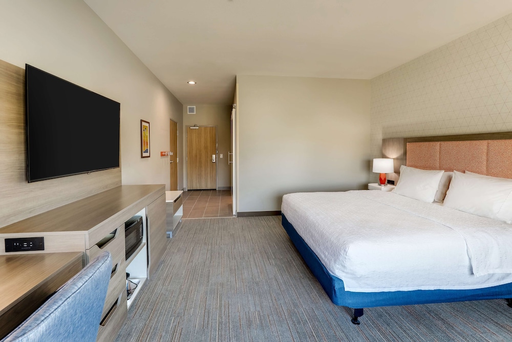 Hampton Inn & Suites Weatherford - photo 51