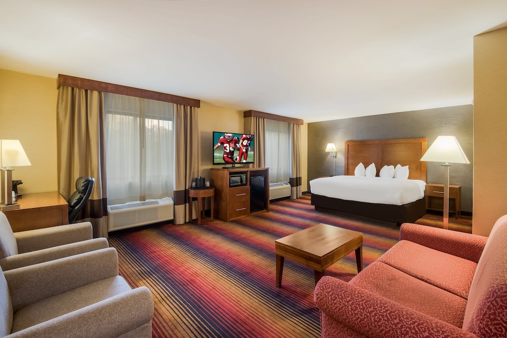 Red Roof Inn Fairfield - photo 18