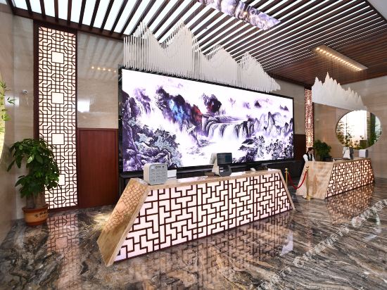 Zhongying International Hotel — 4-Star Luxury Hotel in Yangjiang, People's Republic of China
