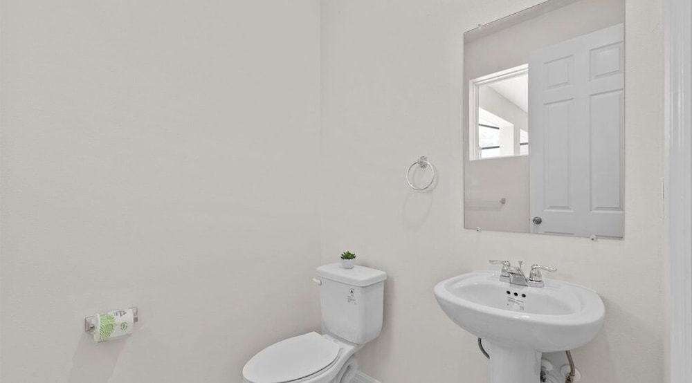Lake View Solara Resort 6 Bed private Pool 6 Bedroom Home - photo 25