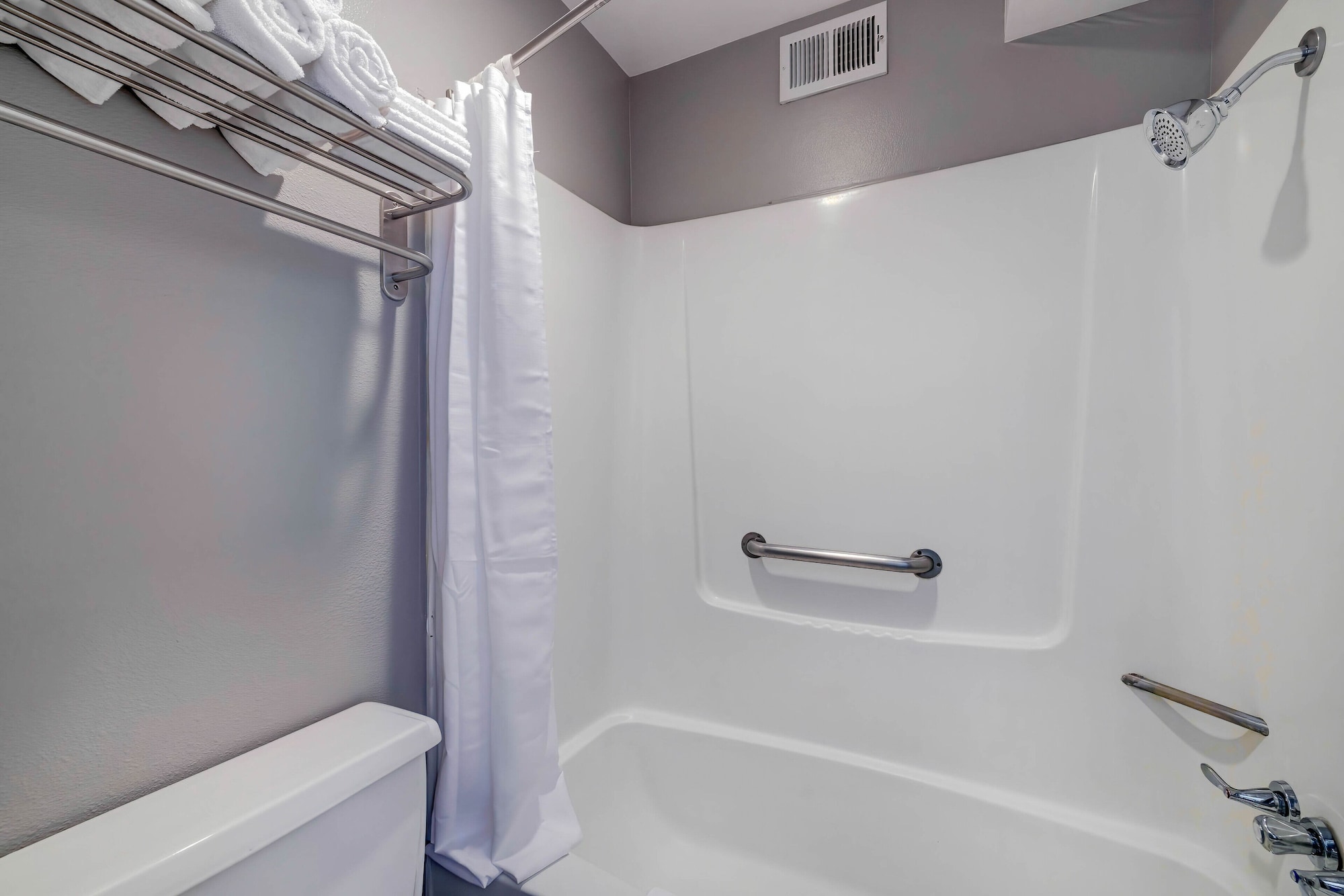 Econo Lodge Rock Springs - photo 3