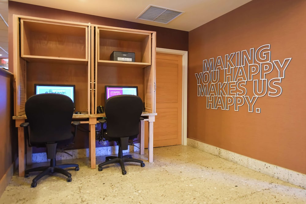Hampton Inn Key Largo Manatee Bay - photo 43