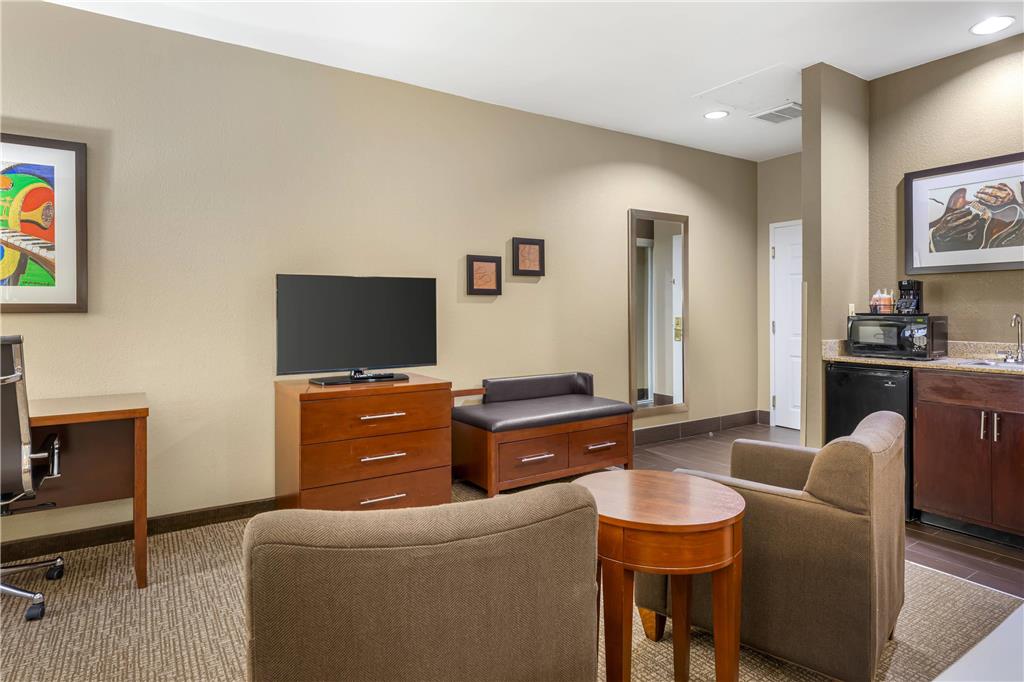 Comfort Inn Memphis Downtown - photo 11