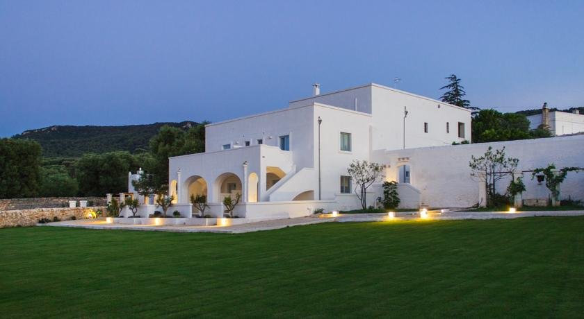 Masseria Corte Degli Asini — carbon neutral stay, Fasano