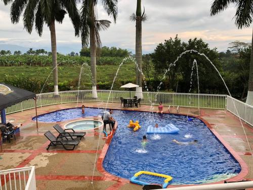 Alojamiento Campestre Hawaii in Montenegro, Colombia