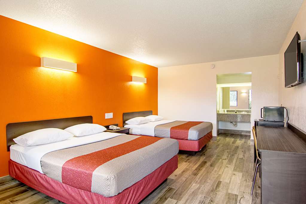 Motel 6 Starke FL - photo 27