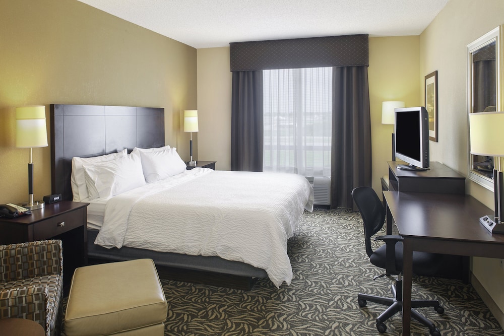 Holiday Inn Ardmore I 35 by IHG - photo 17