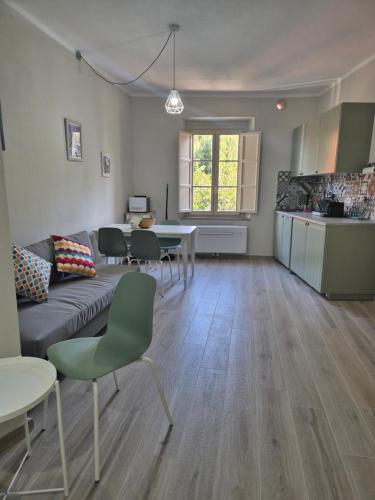 Casa Salvia central elevator air conditioner — 4-Star Luxury Hotel in Lucca, Italy