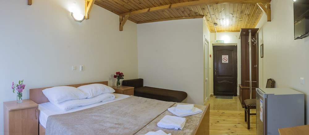 Baza Otdykha Divnoe — hotel in Divnomorskoye
