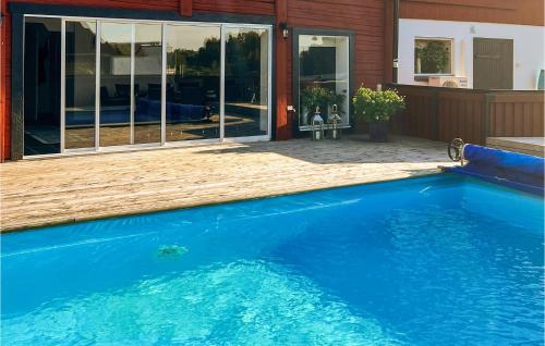 Awesome Apartment In Södra Vi With Wifi — 4-Star Luxury Hotel in Soedra Vi, Sweden