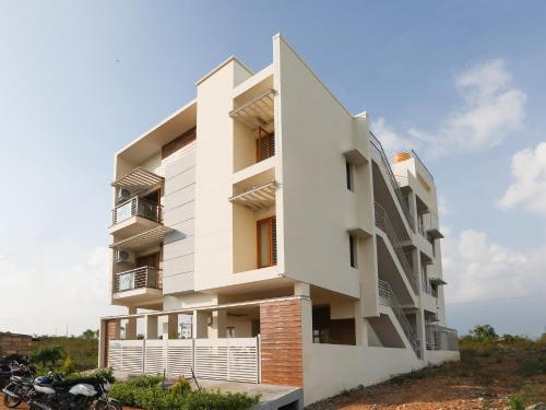 Hotel O Vishu Moni Residency in Mysore, India