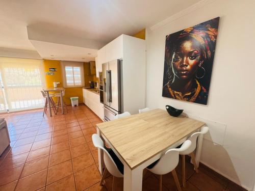 A Pie de Playa in Unknown City, Spain