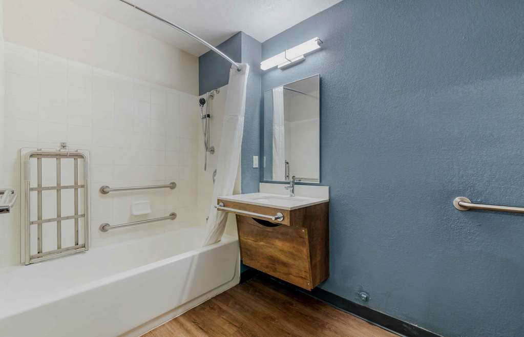 Extended Stay America Suites Miami Airport Doral - photo 23
