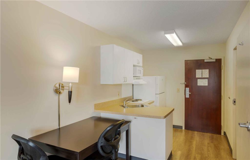 Extended Stay America Suites New York City LaGuardia Airport - photo 28