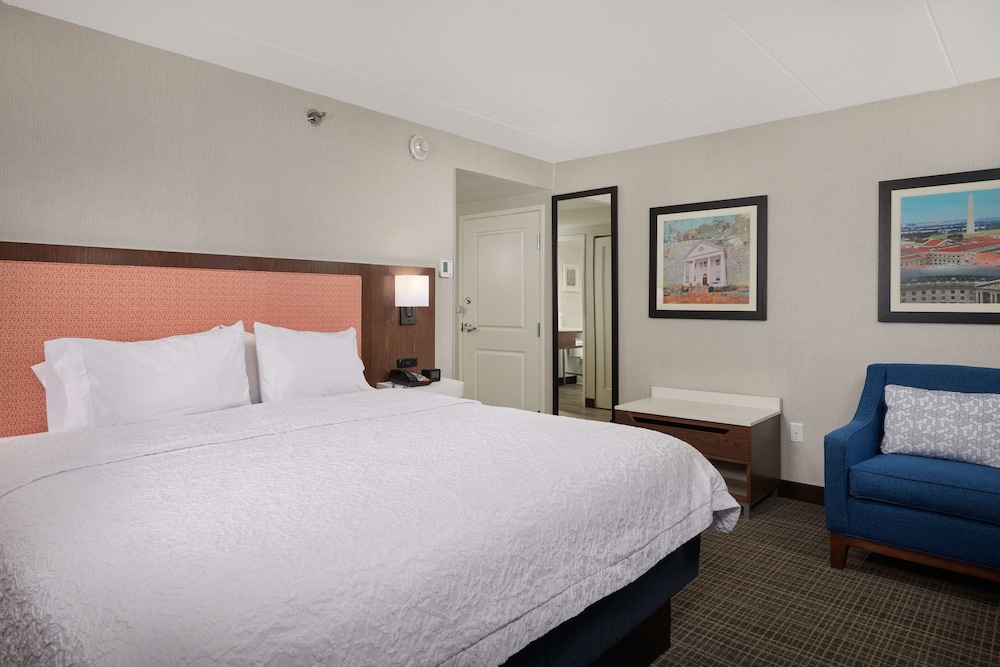 Hampton Inn Fairfax City - photo 20