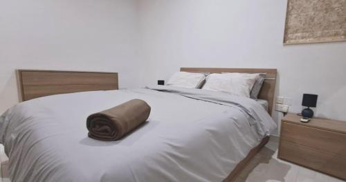 Spacious Getaway in Attard with Terrace & Garage — 4-Star Luxury Hotel in Attard, Malta