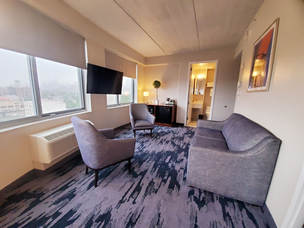 Fairfield Inn & Suites by Marriott New York Brooklyn - photo 13