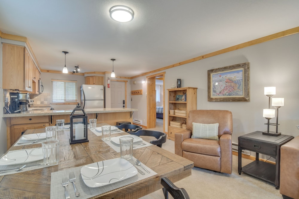 Convenient Winter Park Condo 3 Mi to Resort