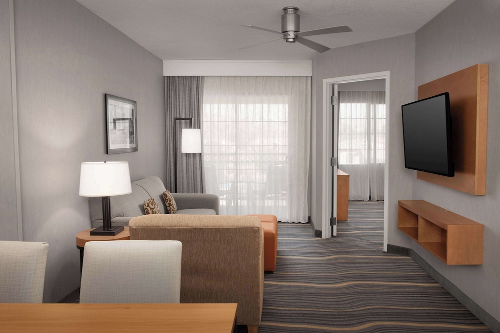 Embassy Suites La Quinta Hotel & Spa - photo 27