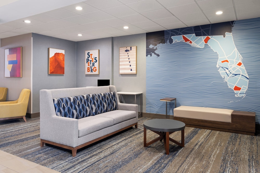 Holiday Inn Express St. Petersburg North by IHG - photo 2