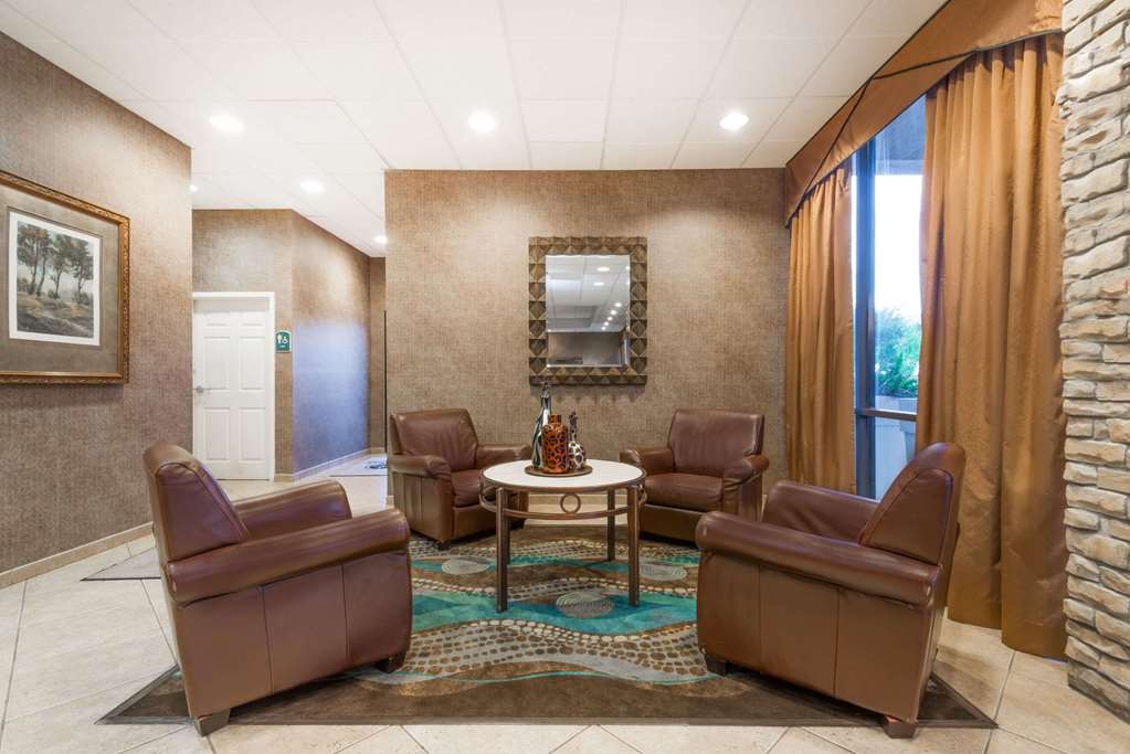 Wyndham Garden Wichita Downtown - photo 3