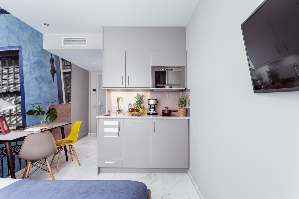 In-Room Kitchenette