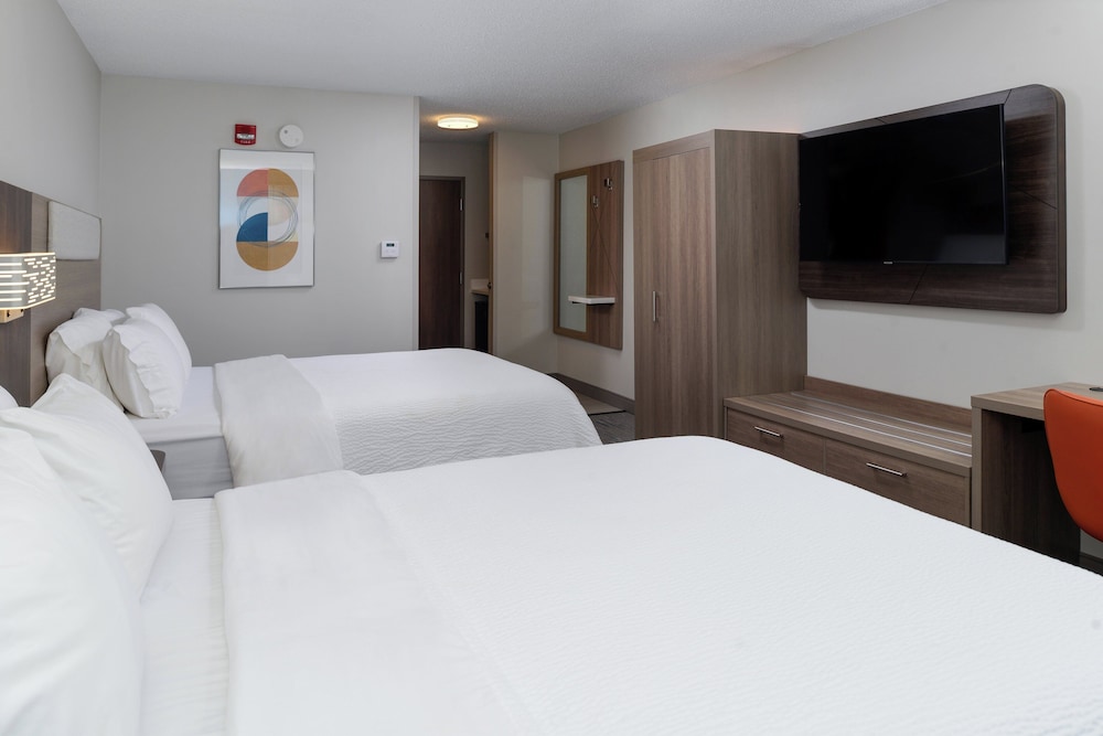 Holiday Inn Express Hotel and Suites Marysville by IHG - photo 22