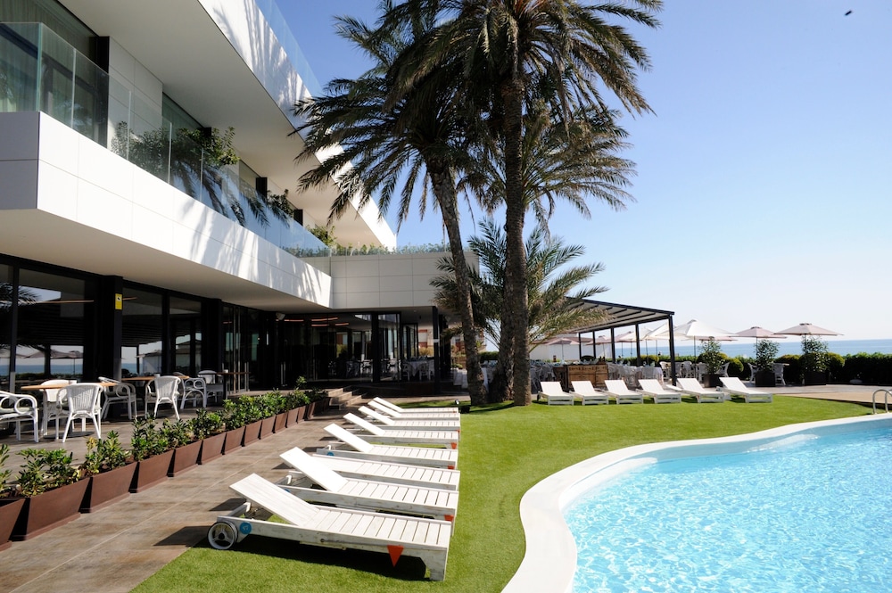 Playa Grande By Tropical Adults Only — Gava