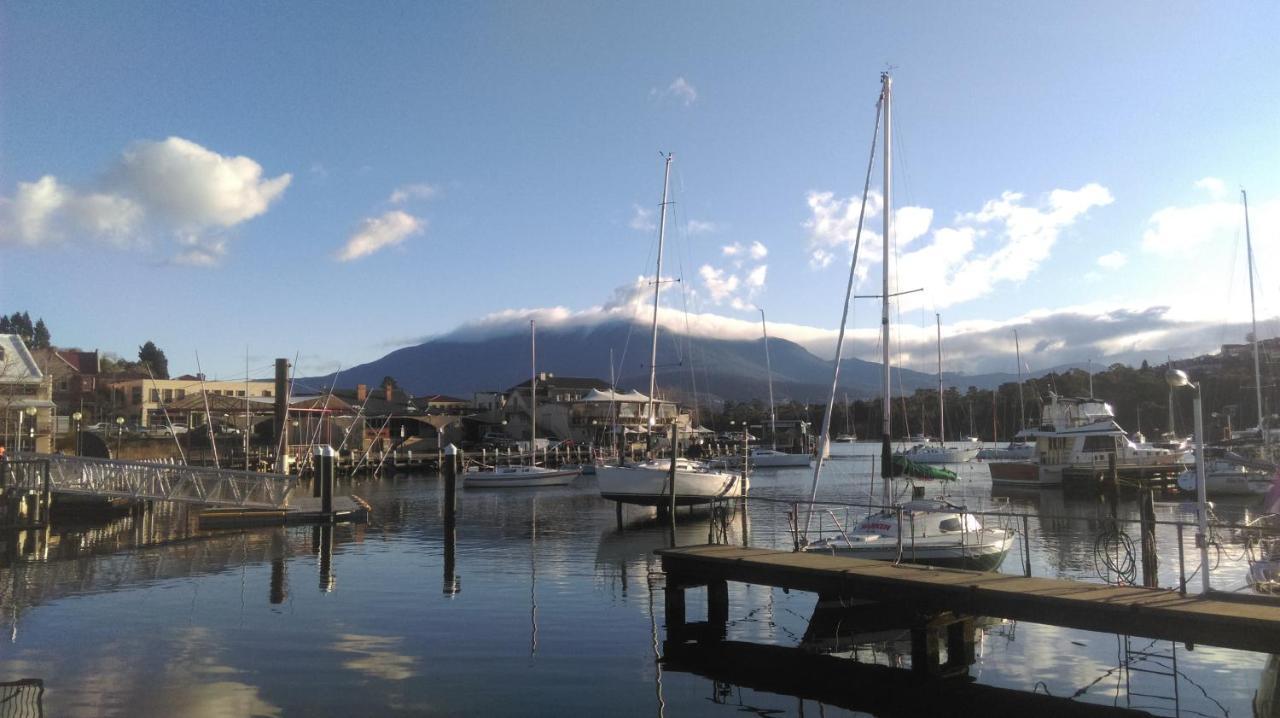 Natone — 4-Star Luxury Hotel in Bellerive, Australia