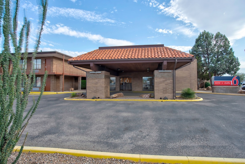 Motel6 Willcox AZ - photo 34