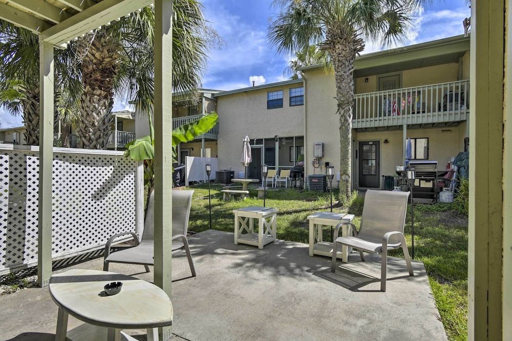 Updated PCB Resort Townhome Walk to Beach - photo 21