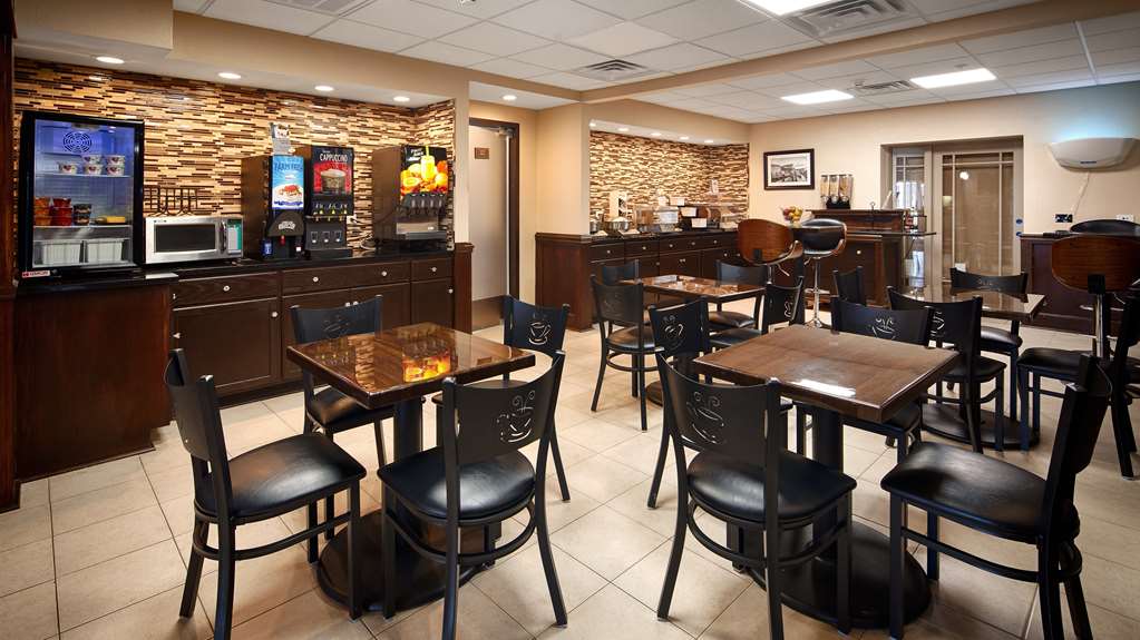 Best Western Plus Crawfordsville Hotel - photo 30