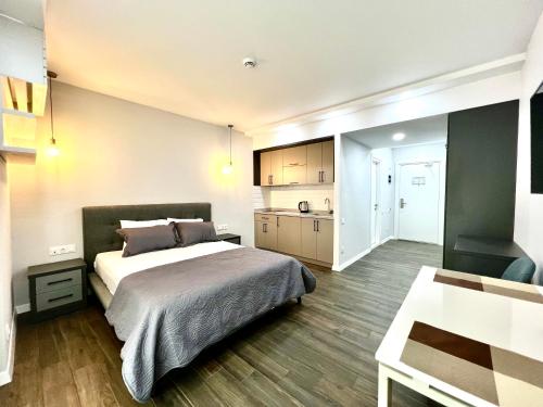 Viva beach Apartments in Alliance palace