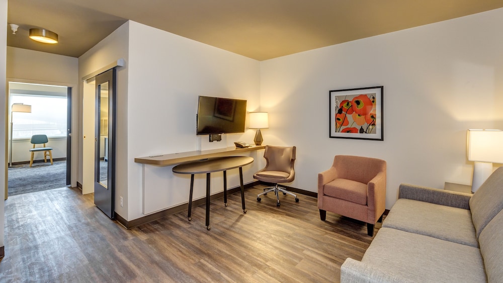 Holiday Inn & Suites Bellingham by IHG - photo 47
