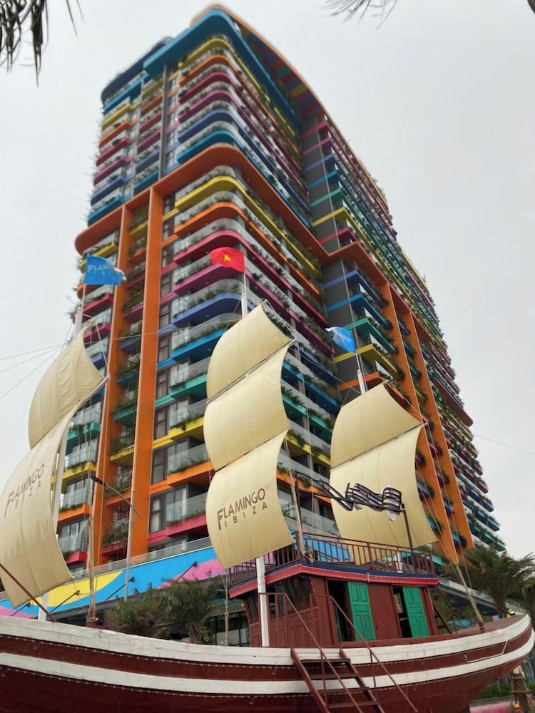 Flamingo Hải Tiến căn hộ 2 phòng ngủ view quang cảnh đại dương in Thanh Hoa, Vietnam