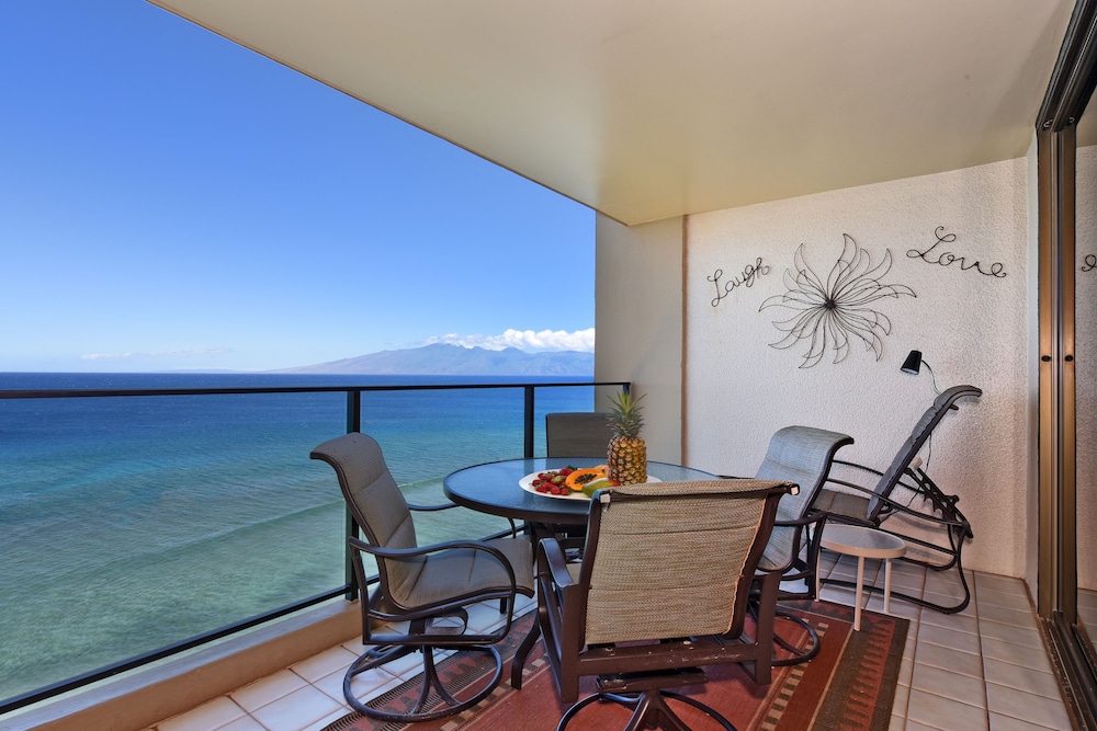 Mahana Resort 1104 1 Br Condo — Lahaina