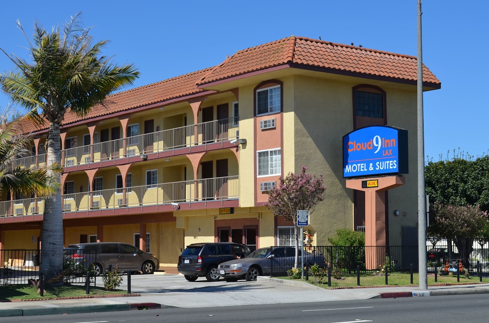 Cloud 9 Inn Lax in Inglewood, United States