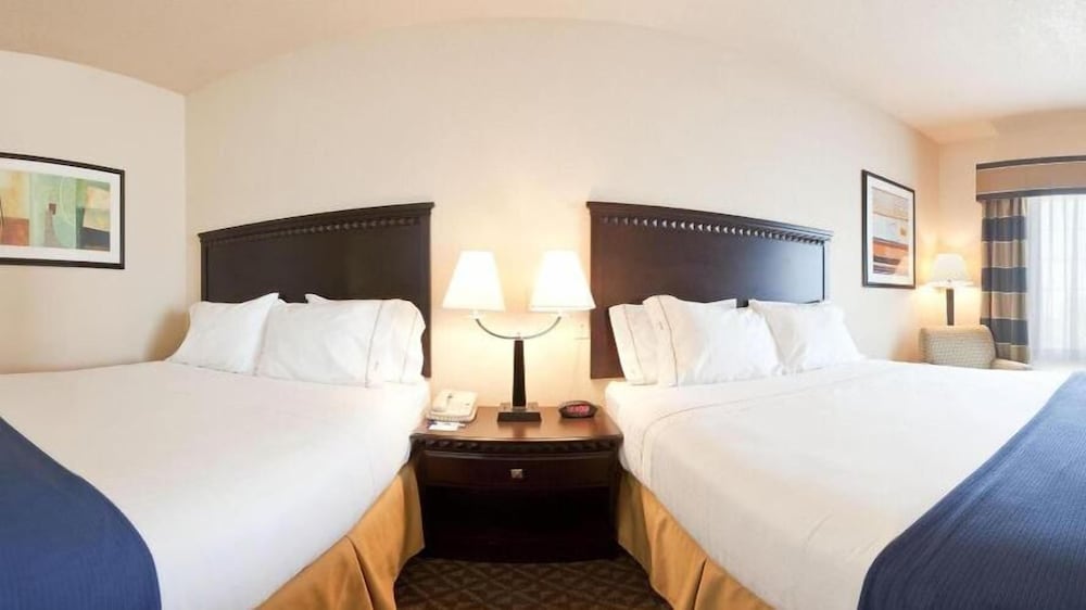 Holiday Inn Express Delano by IHG - photo 6